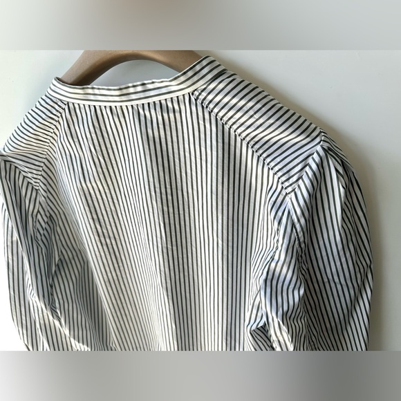 EUC COS Balloon Puffy Sleeve Striped Black & White Cotton Blouse, fitted, size 4 - Picture 6 of 10